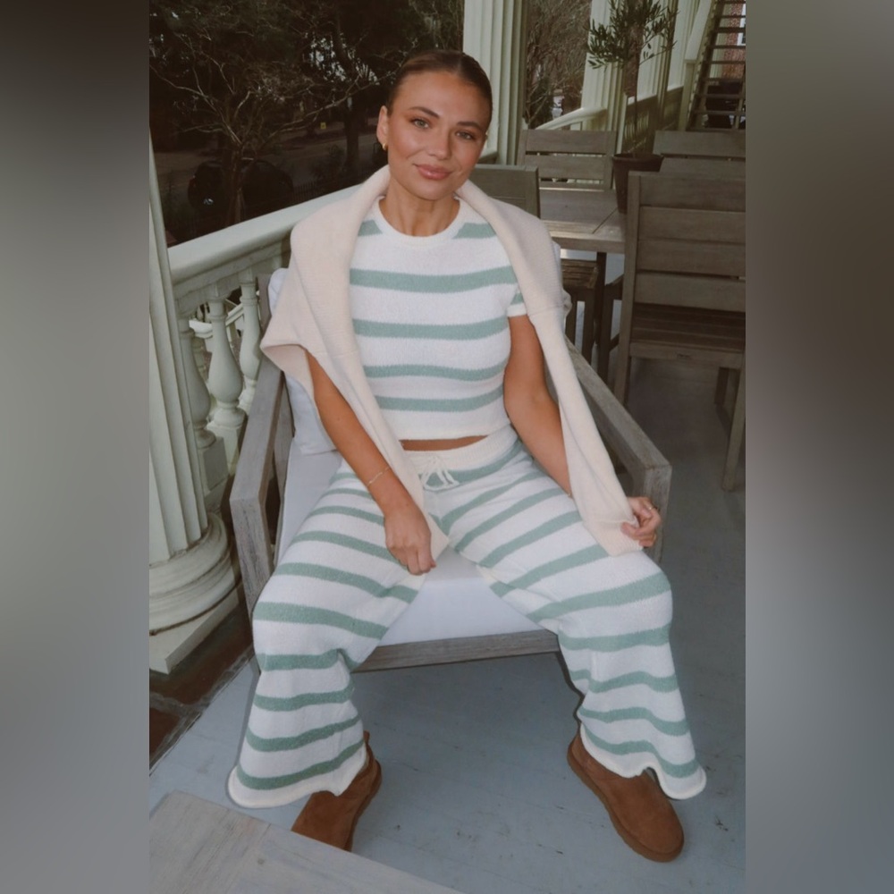miou muse striped set